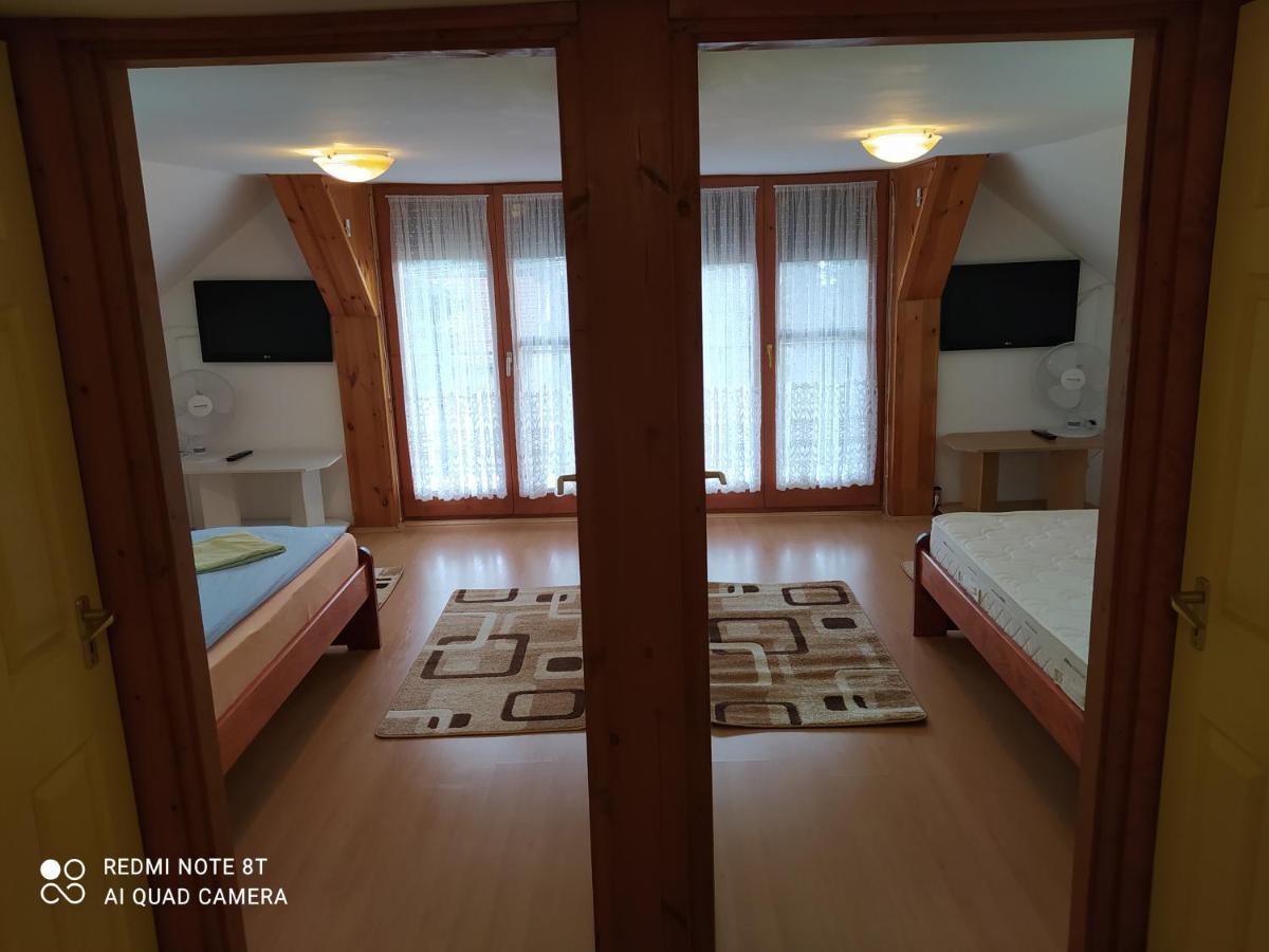 Anna Ilona Vendeghaz Hotel บาดัคชอยโตมาย ภายนอก รูปภาพ